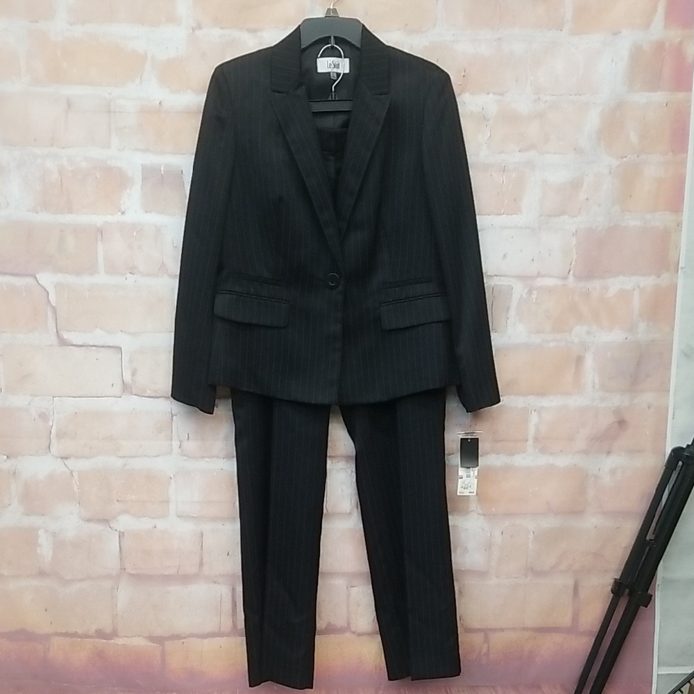 Le Suit Black Blue Pinstripe Suit